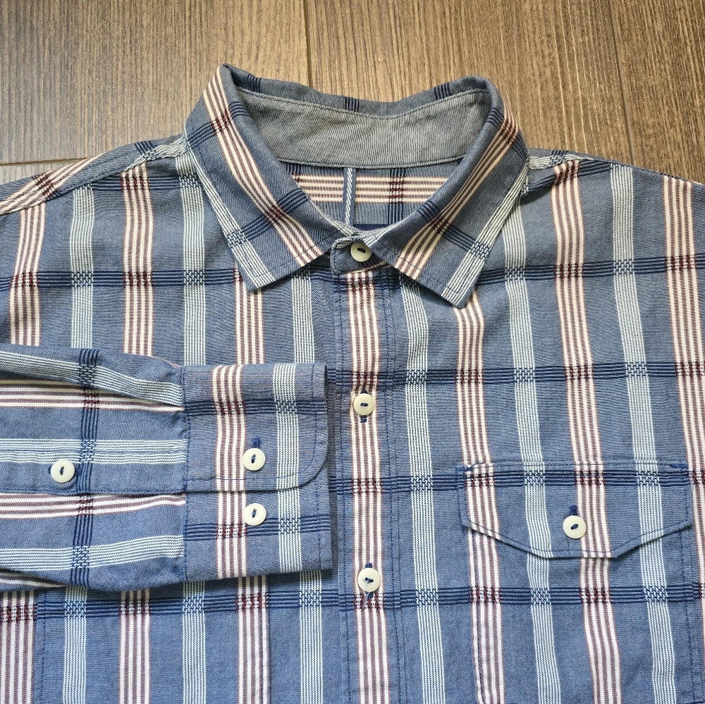 TOMMY BAHAMA Shirt Mens M Blue Plaid Cotton Travel Preppy Coastal Vacation